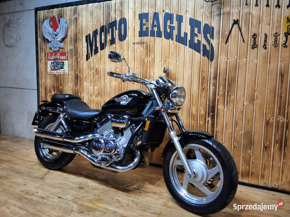 Honda VF HONDA VF750 C motocykl wygląda ślicznie Bicz