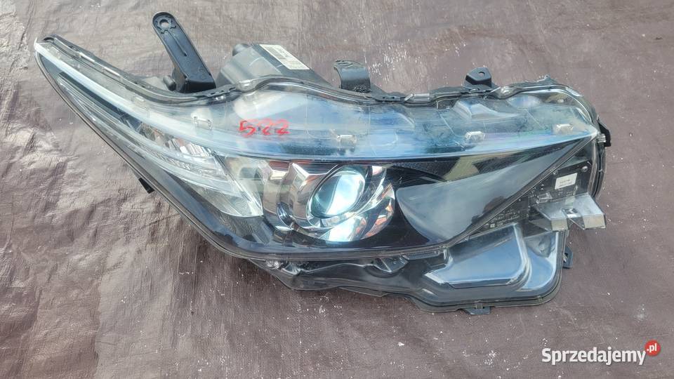 TOYOTA AURIS II LIFT REFLEKTOR PRAWY LAMPA PRAWA Ruda Śląska
