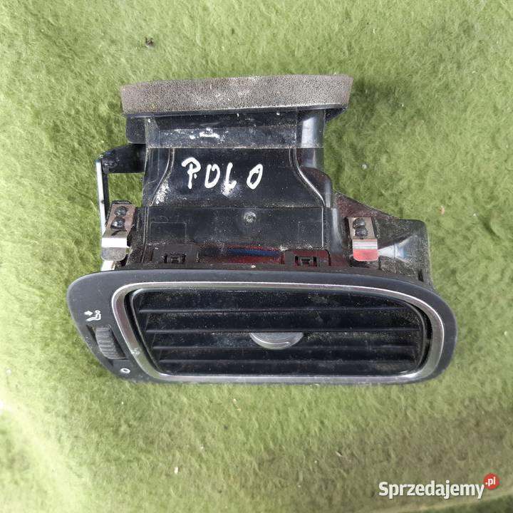 6EF819703C kratka nawiewu VW POLO V 6R lewa Dębno sprzedam