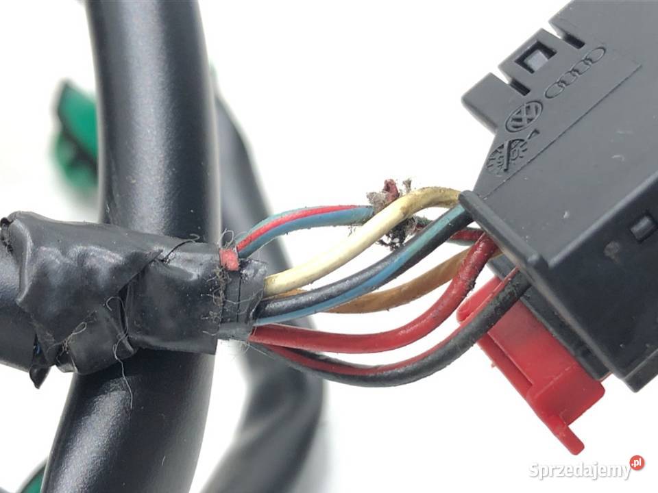 LUSTERKO PRAWY VW JETTA III SedanLimuzyna 0413