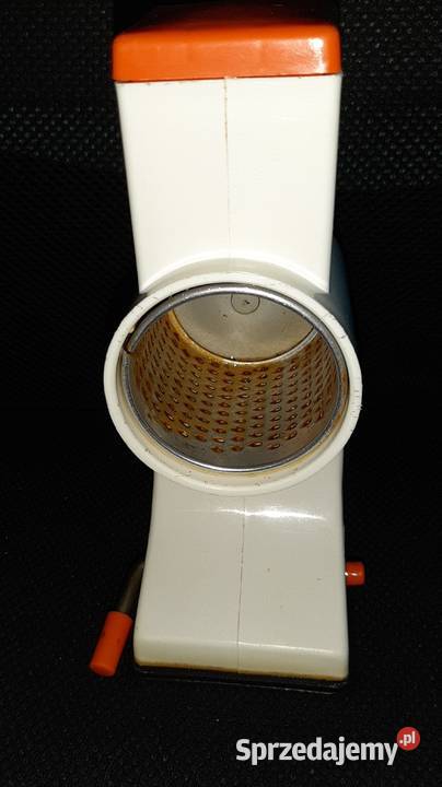 Różne naczynia i akcesoria kuchenne