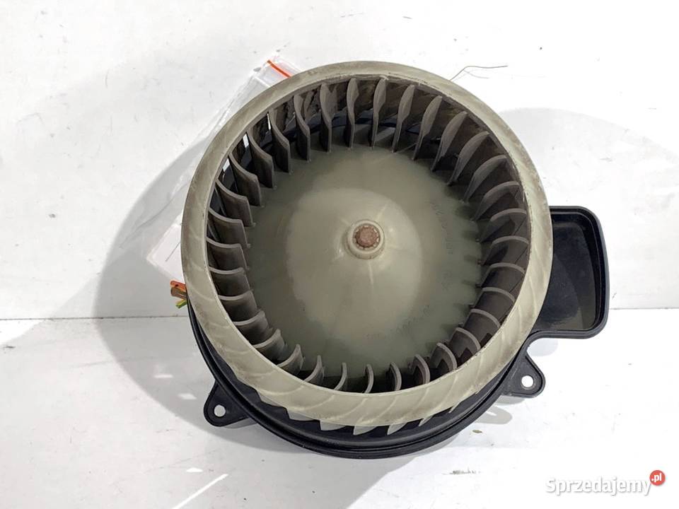 DMUCHAWA NAWIEWU AUDI A8 D4 4H1820021B osobowe