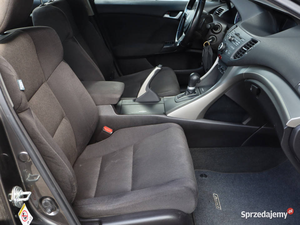 Honda Accord 20 iVTEC światła przeciwmgielne Accord Bielany Wrocławskie