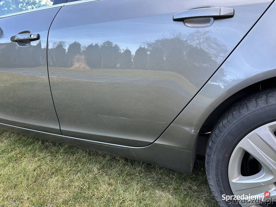 OPEL INSIGNIA A KOMBI 20 CDTI 170 243150km