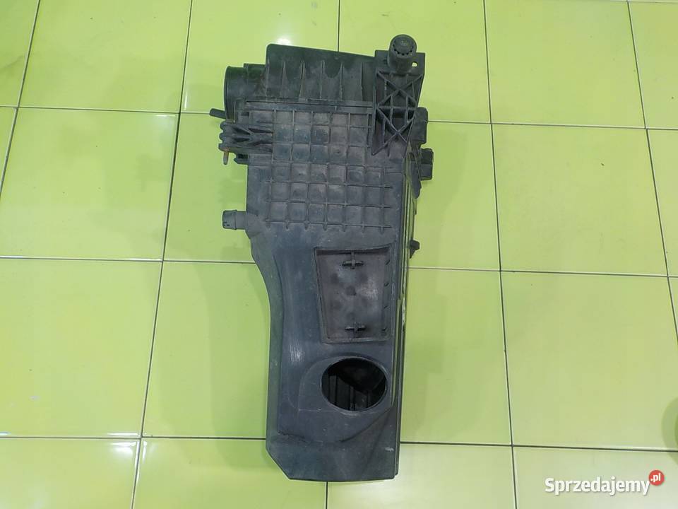 FIESTA MK7 14 TDCI 12r 5D obudowa filtra Suków