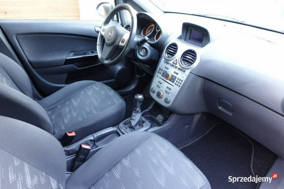 Opel Corsa 14 Climatronic Serwis Alu 18