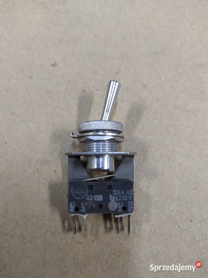 Przełącznik FAEL 83133 mazowieckie Szydłowiec sprzedam