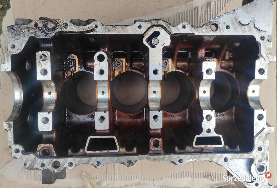Dolny blok silnika obudowa wału BMW F20 N13B16A Części samochodowe Zielona Góra
