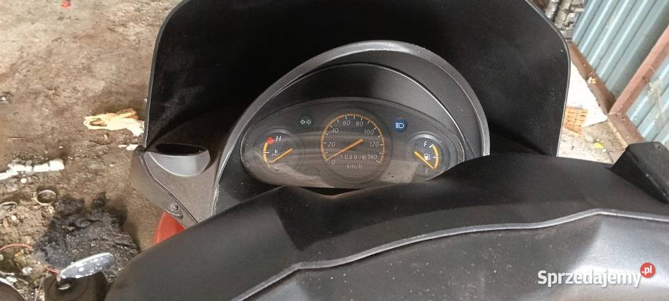 Suzuki Epicuro 125 zar na 50 Grzęska