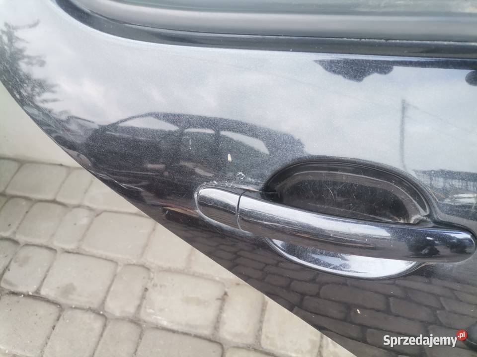 VOLKSWAGEN GOLF 4 IV 5D DRZWI PRAWY TYŁ