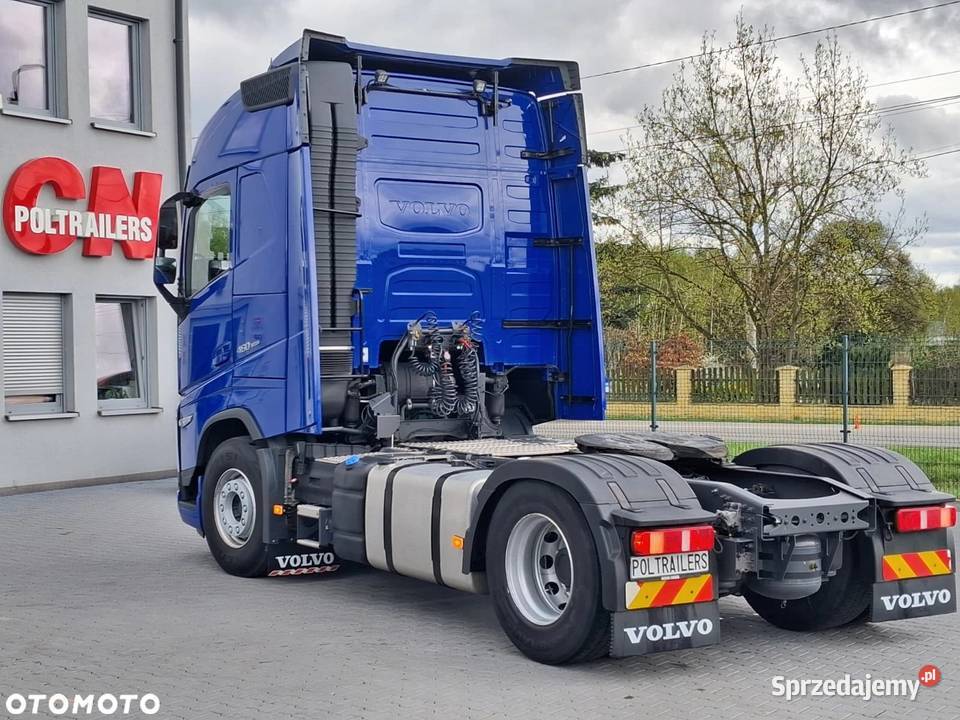 Volvo FH460 Standard 2022r 400103 automatyczna Ciągniki siodłowe Poznań sprzedam