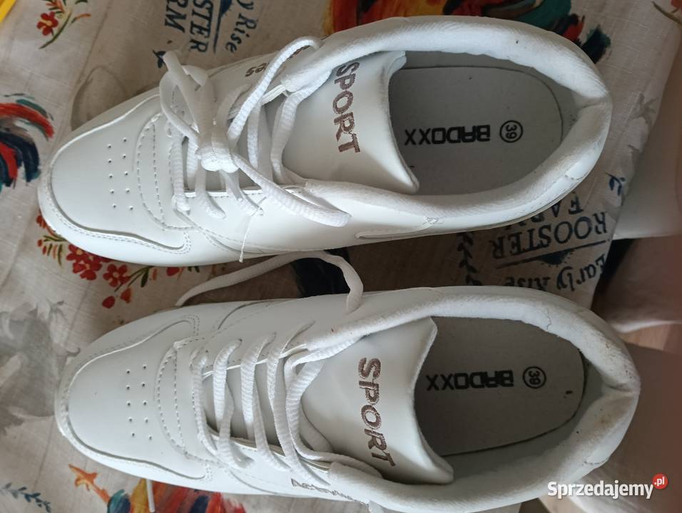 Buty damskie warmińsko-mazurskie