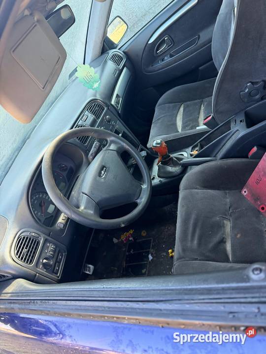Volvo V40 sprzedam części Kielce
