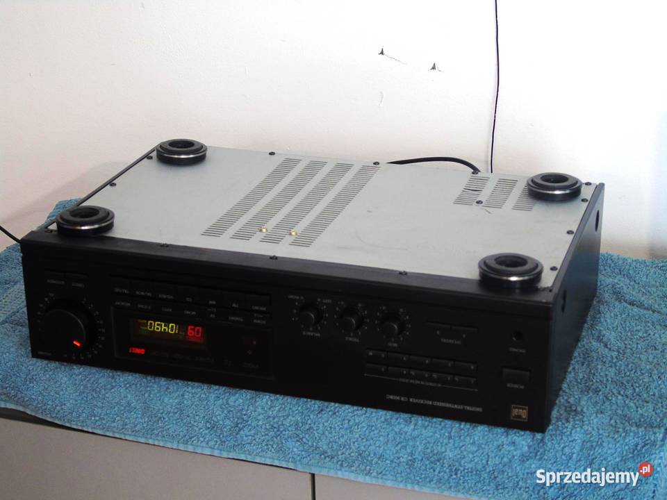Wzmacniacz z radiem Dual CR900 pilot mocny i Jasło
