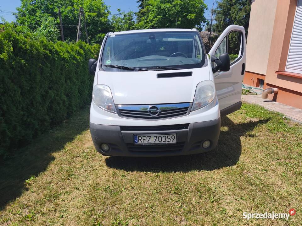 Opel Vivaro diesel 2L 114 diesel Przeworsk