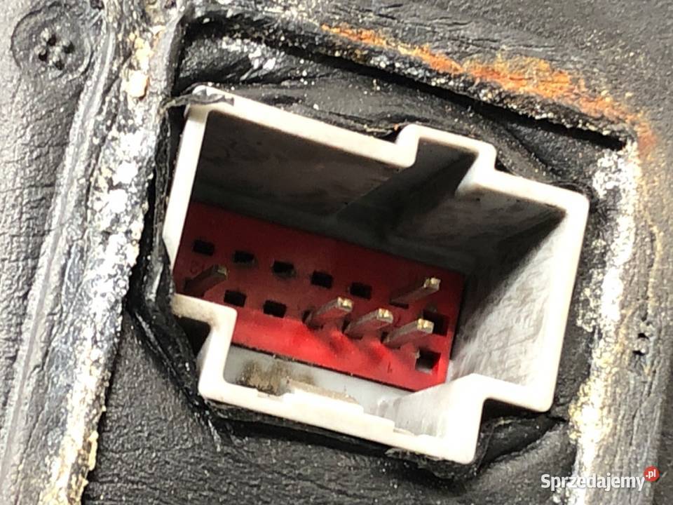 LUSTERKO LEWE FORD FOCUS III Hatchback