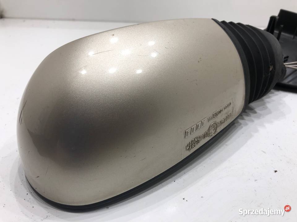 LUSTERKO PRAWY FIAT PUNTO II Hatchback 9912