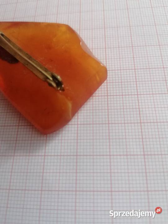 Stara Broszka Bursztyn