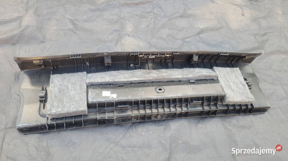 skoda superb iii sedan osłona pasa tylnego śląskie Ruda Śląska