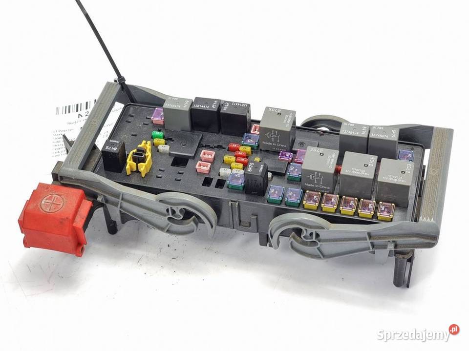 SKRZYNKA BEZPIECZNIKÓW FIAT FREEMONT P68143318AA kujawsko-pomorskie Lipno