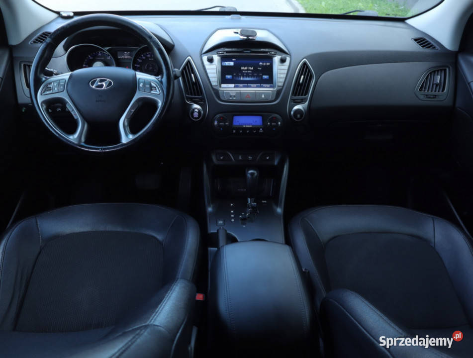 Hyundai ix35 20 CRDi czarny Łódź sprzedam