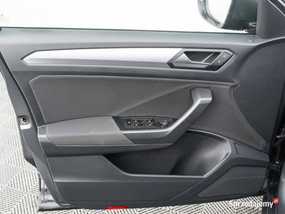 Volkswagen TRoc 15 TSI Life Podgrzf Czpark LED tempomat pomorskie Gdańsk