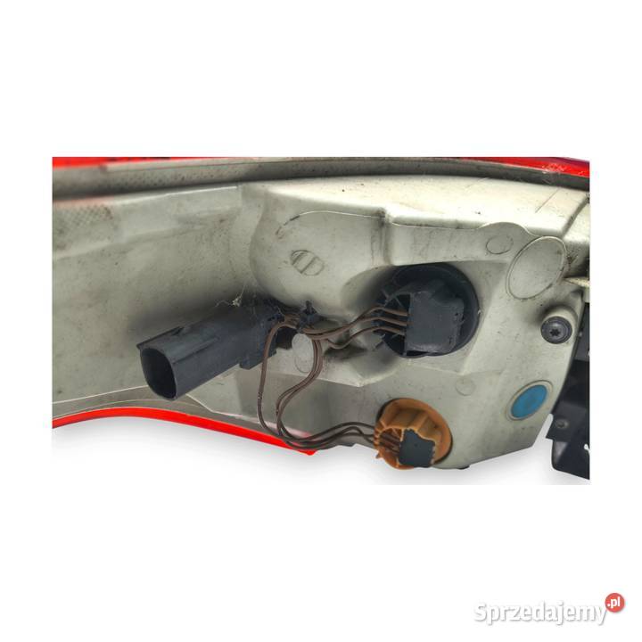 LAMPA PRAWA Ford Kuga mk2 1216r tylna tylnia Chełm