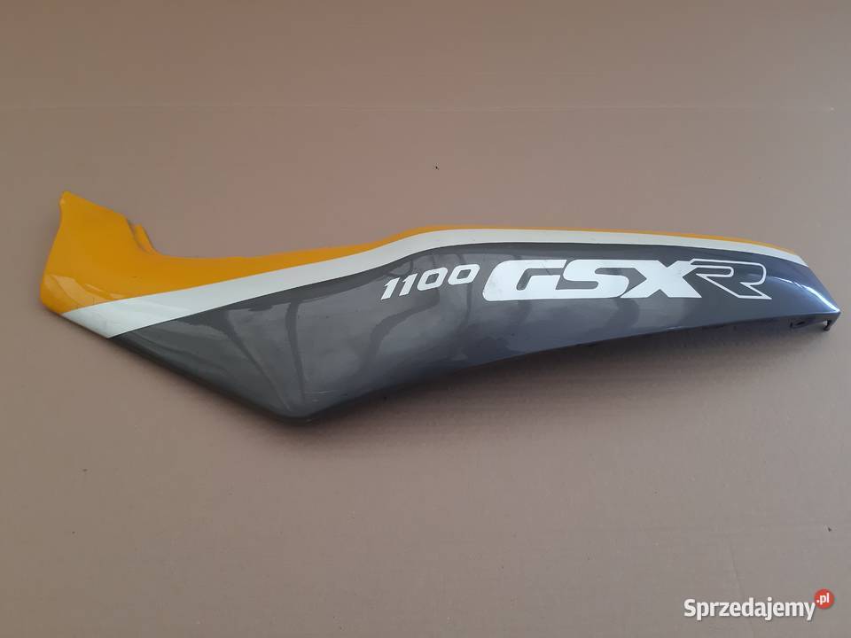 SUZUKI GSXR 1100 BOCZEK LEWY OGON OWIEWKA