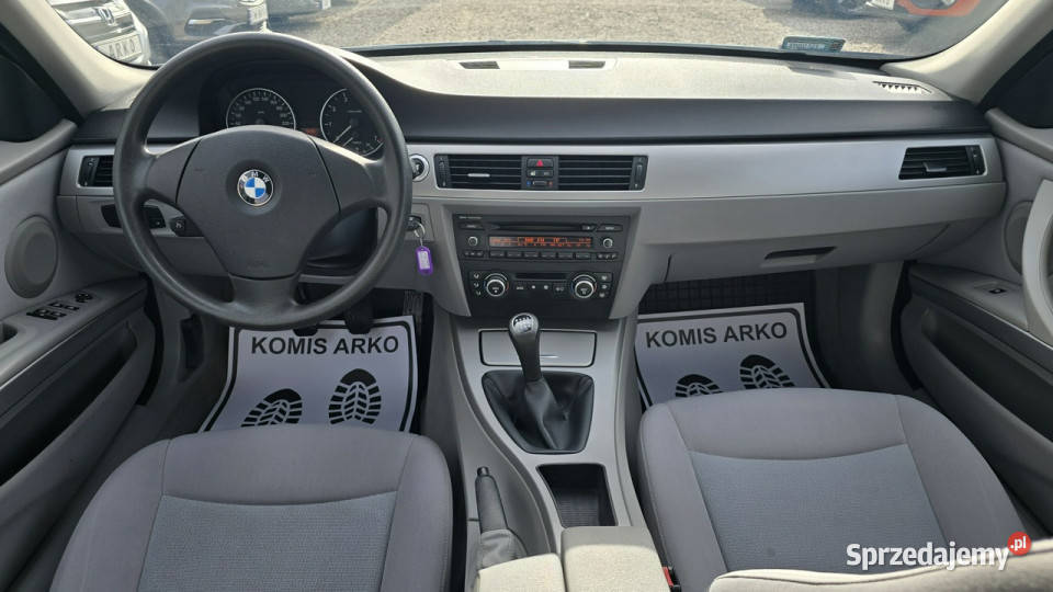 BMW 318 sedan E90 20052012 nieuszkodzony Zieleniewo