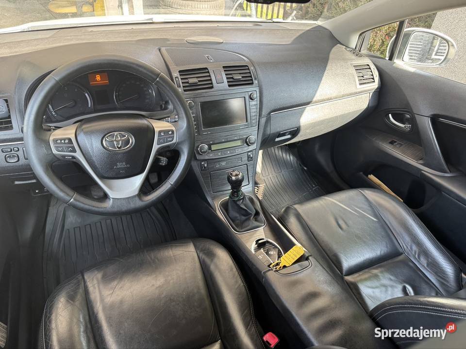 Toyota avensis mazowieckie Mława