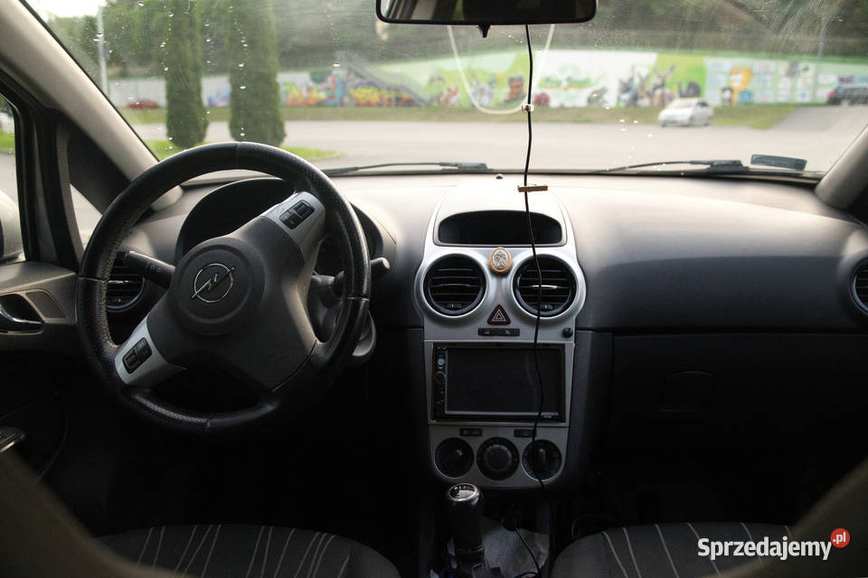 Opel Corsa D 14 benzyna 2009 r 90KM Pcim