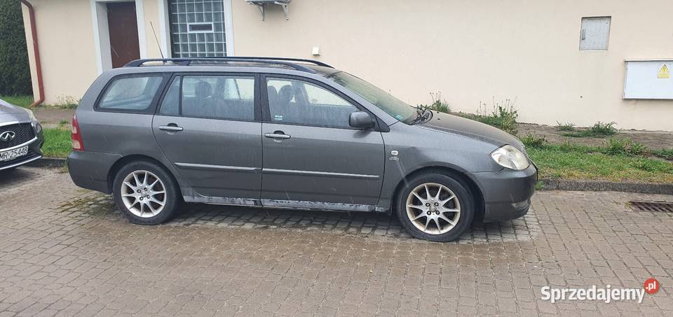 20 D4D kombi 1111111km Mrągowo sprzedam
