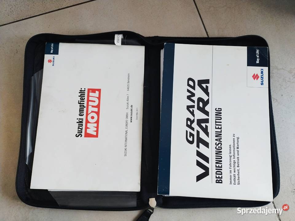 Etui na książki serwisowe i dokumenty Suzuki Bydgoszcz sprzedam