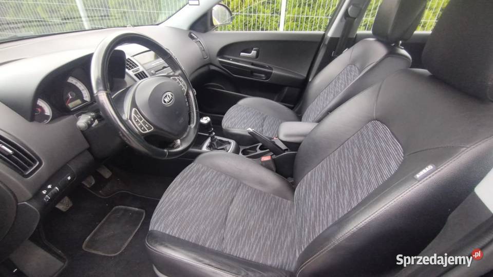 KIA CEED 14 Benzyna Zarejestrowany Ubezpieczony podkarpackie Rzeszów