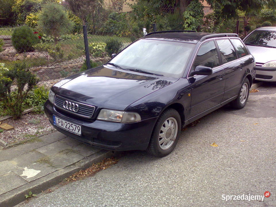 AUDI A4 16 MPI Bez rdzy FABRYCZNY LAKIER HAK Lublin