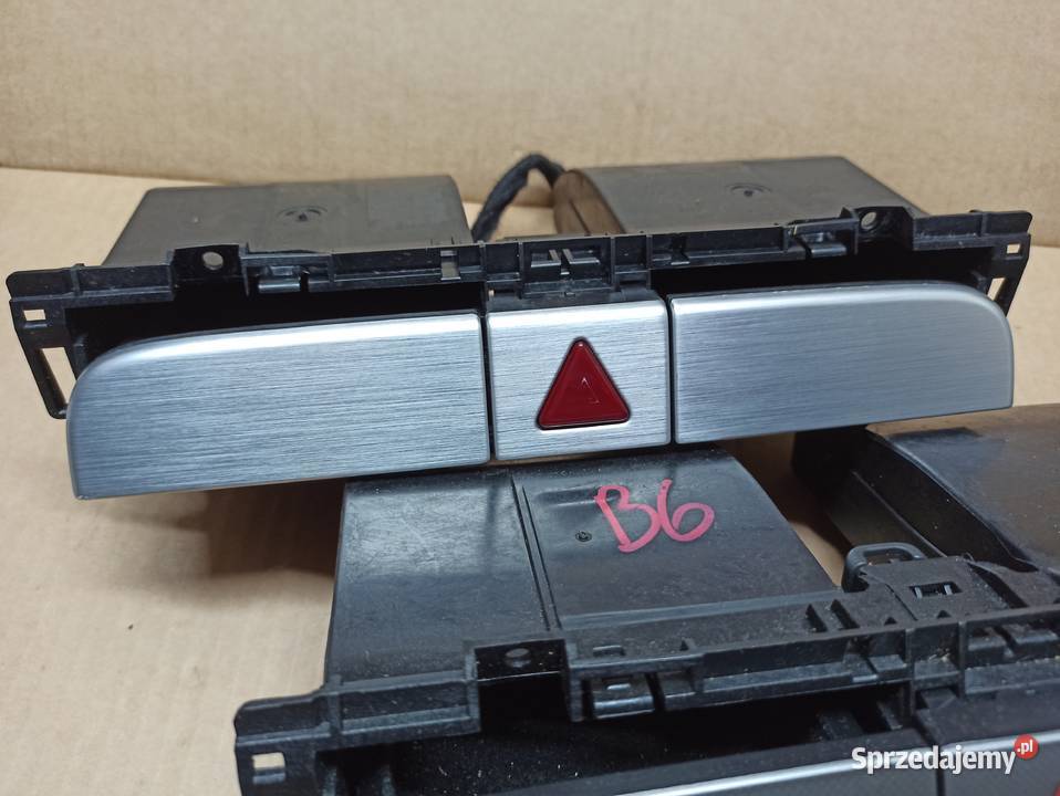 VW PASSAT B6 CC SCHOWEK KONSOLI 3C0858407 Bolesławiec sprzedam
