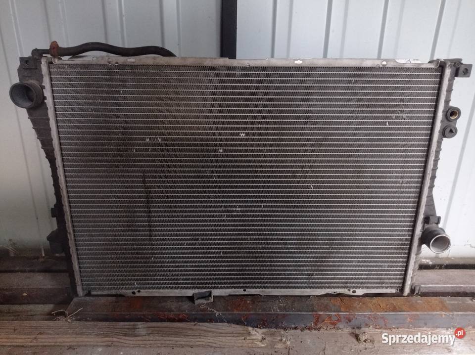 Chłodnica wody Nissens 60752a BMW E39 e38 osobowe Mońki