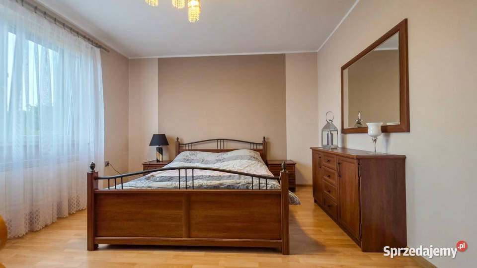 sprzedaży domu wolnostojącego Czastary 220m2 Liczba pokoi 6