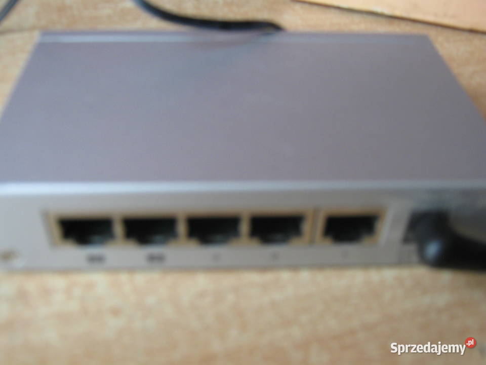 Zyxel es105a switch NOWY switch Nowy Sącz