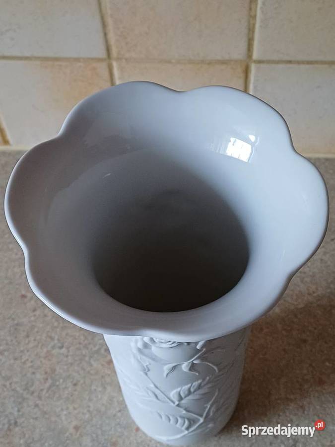biały wazonKaiser Porcelana i szkło Nowy Targ sprzedam