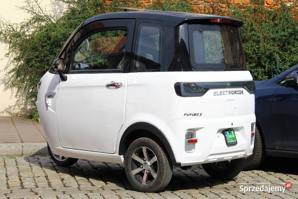 Zabudowany trójkołowiec ELECTRORIDE FUTURI 3 Kraków