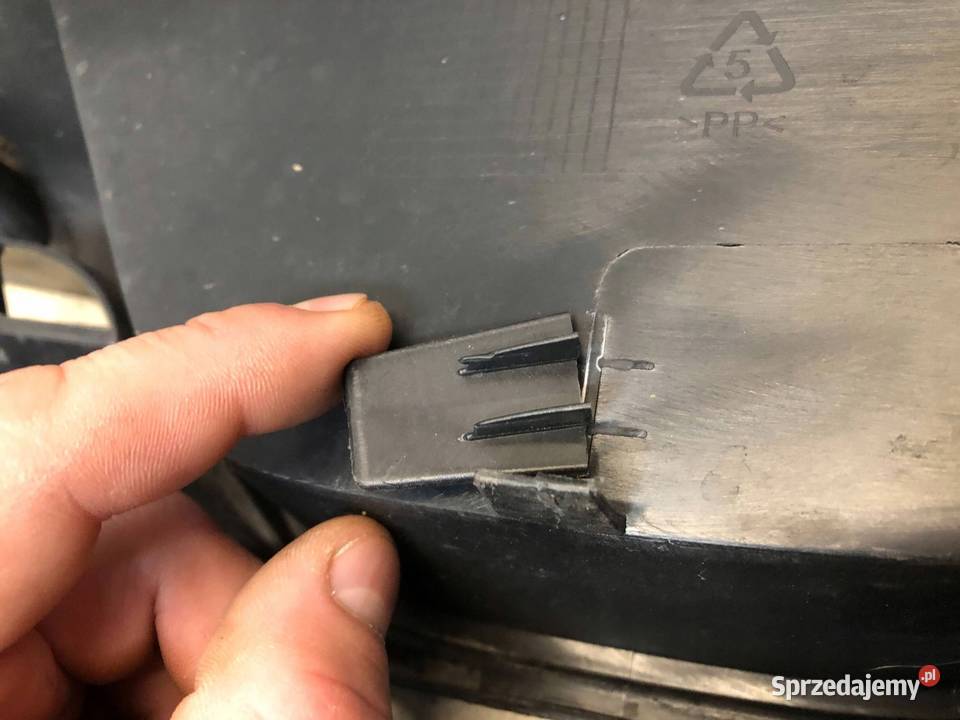 Renault Trafic III X82 20142019 Grill Atrapa osobowe Atrapy