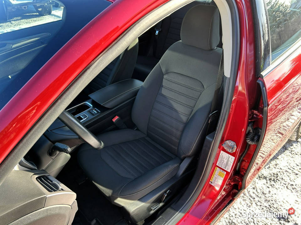 Ford Fusion SE Adaptive LED AsystenCarPlayMartwe immobilizer sprzedam