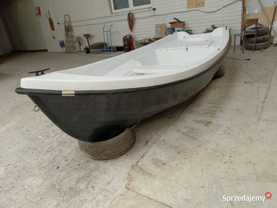Formy do produkcji łodzi wiosłowo motorowej G420 Chojnice
