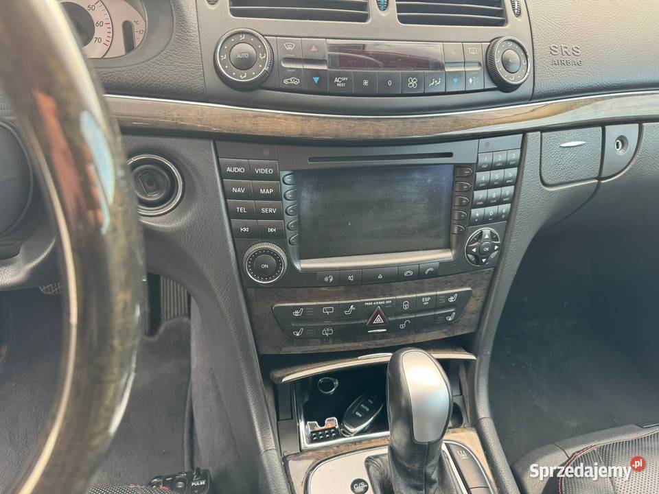 Mercedes w211 e500 V8 benzyna 500 Świdnica