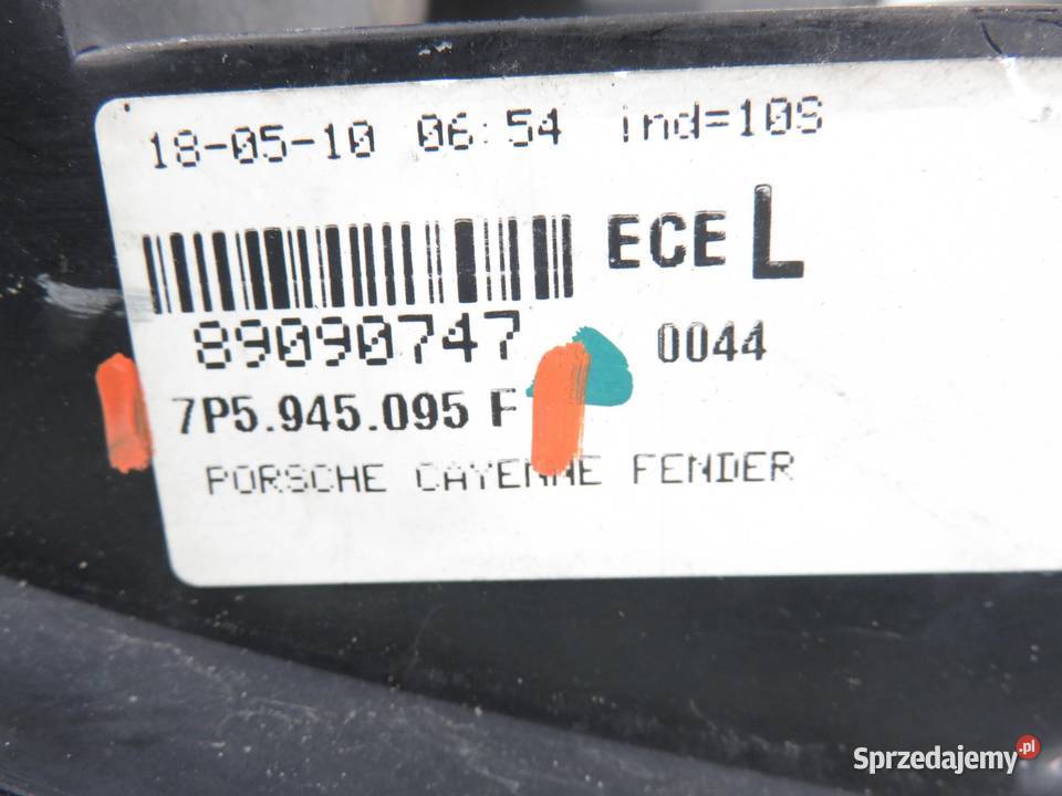 LAMPA LEWA TYLNA PORSCHE CAYENNE II 92A