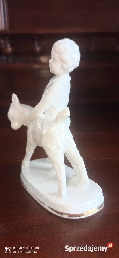 Figurka porcelanowa chłopczyka z kózką Gdańsk