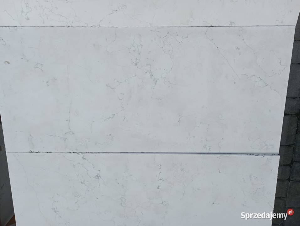 Płytki marmurowe BIANCONE pasy 2 szczotka Przemyśl