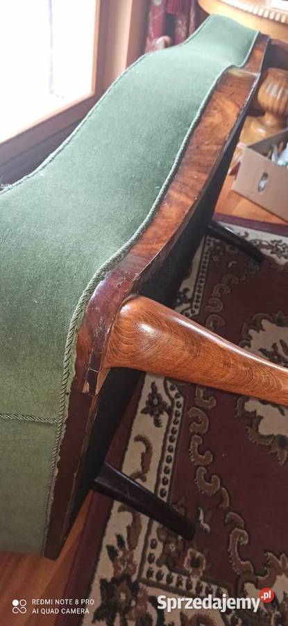 Sofa W stylu Ludwika XIX w Welurowa tapicerka Gdańsk