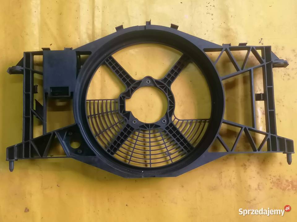 obudowa wentylatora chłodnicy Renault Laguna 1 osobowe Piotrków Trybunalski